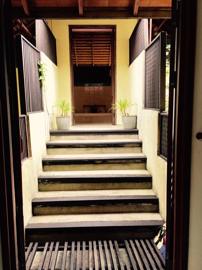 Parn Dhevi Riverside Resort & Spa Nakhon Pathom Exterior photo